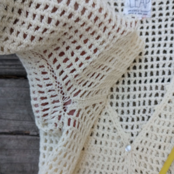 Size Small LEAP Vintage Knit Crochet Button Up Cardigan HOST PICK - Picture 12 of 15